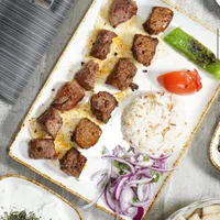 SIS KABURGA (2 Spies) - Dunya Grill