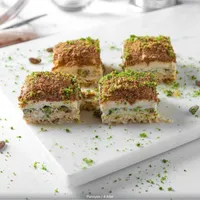 Sade Terayağlı Fıstıklı Soğuk Baklava - Tad-al pastane & Cafe