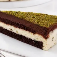 Fıstık Rüyası | Pistachio Cake - Daraldım Beach & Cafe Ürkmez