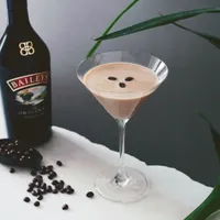 Flat White Martini - Kedi
