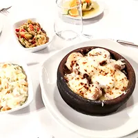 Güveçte Kaşarlı Mantar - Hanedan Restaurant