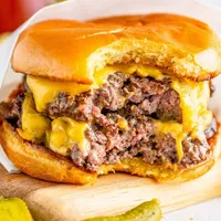 STEAK CHESSE BURGER - Etiler Marmaris Concept