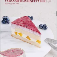 Yaban Mersinli Şeftalili Pasta - Aftersun Coffee