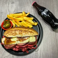 BOMBASTICO MENÜ - Kumrucu Miço
