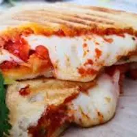 KAŞARLI & HATAY SALÇALI TOST MENÜ - Kumrucu Miço