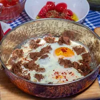 Kavurmalı yumurta - Seçkin USTA